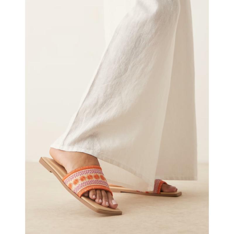 ASOS DESIGN 女士 凉鞋 Fig 设计方头平底绣花凉鞋(自然色)