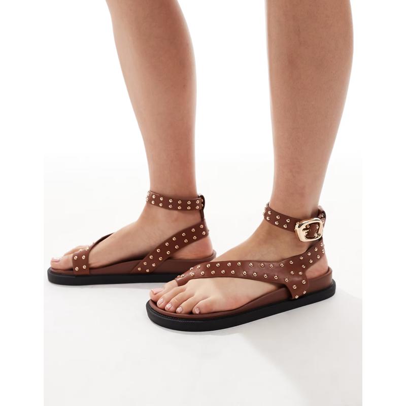 London Rebel 女士 凉鞋 loop 宽版平底铆钉鞋头褐色凉鞋