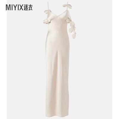 Self-Portrait 女款Bridal 花朵装饰缎面礼服 迷衣时尚