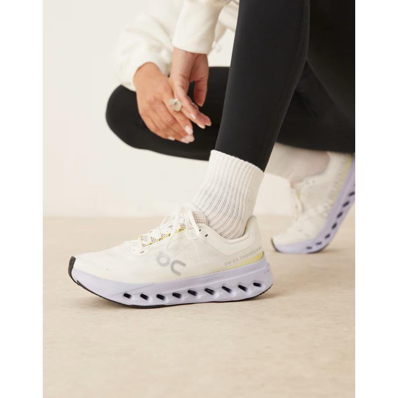 On 女士 运动鞋 Cloudsurfer Next running 训练鞋(白色)