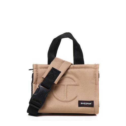 Eastpak 中性（成人） FW24 托特包 X Telfar 标志压花手提包