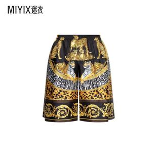 迷衣时尚 早秋新品 Versace 印花鬆緊腰帶短褲男款