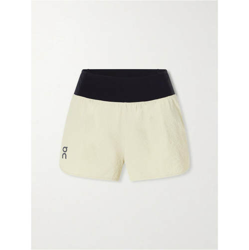 On 昂跑 女士 FW26 短裤 Volt crinkled-shell