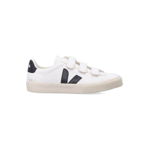 VEJA 中性（成人） SS26 运动鞋 RECIFE 皮质白色黑色