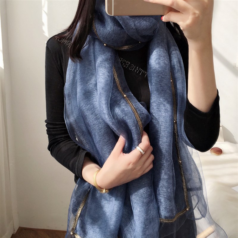 围巾女秋冬韩g版百搭纯色真丝羊毛披肩金边钉珠纱巾桑蚕丝丝巾春
