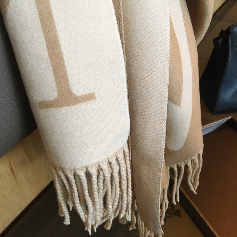 韩国东大门围巾披肩两用女秋冬季厚D保暖双面空调披风百搭软糯围