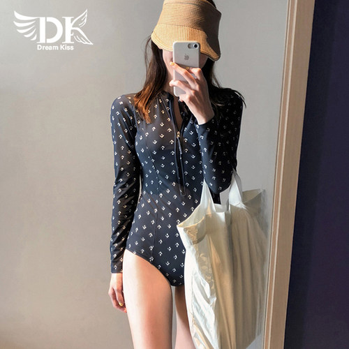 DK游泳衣女款2025新款连身长袖防晒温泉显瘦遮肚保守高级感冲浪服