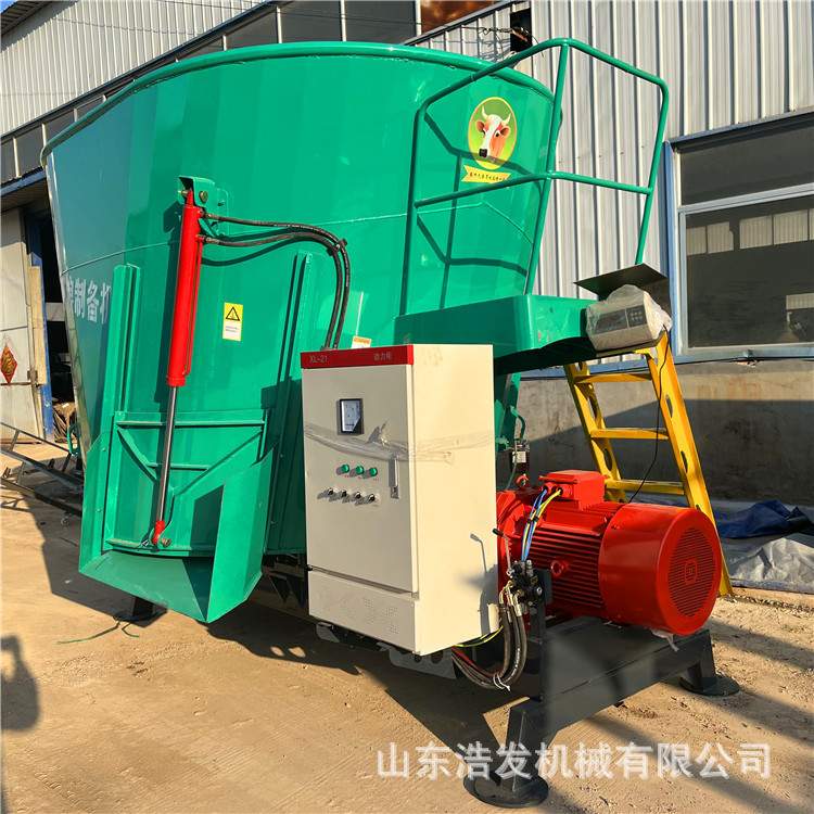 牛羊用tmr立式拌草机青储料带称重日粮制备机畜牧场12立方搅拌机