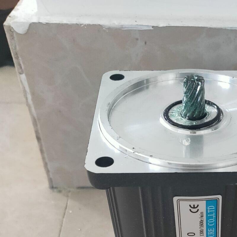 厦门V.T.Vmotor  YN80-40调速不带刹车电机配调速器 自配减速箱