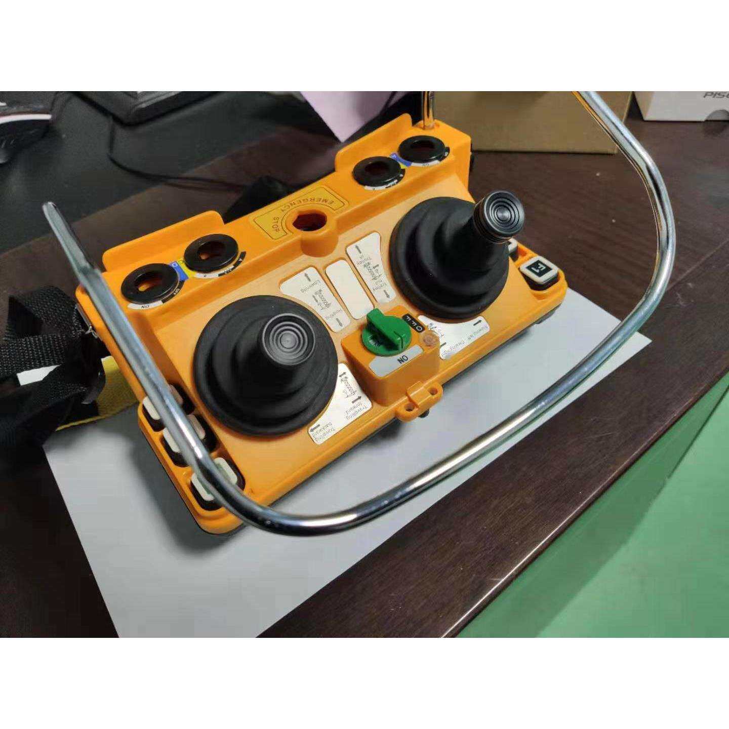 二维非接触性霍尔摇杆工业手柄操纵杆0-5V