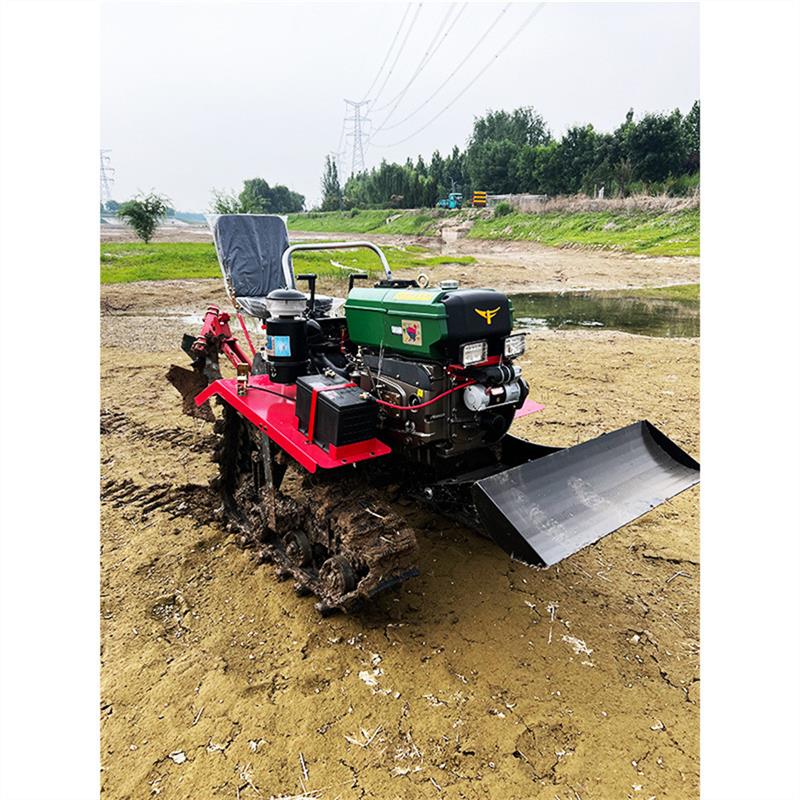 Crawler micro tiller农用水田耕地开沟机 驾乘式水田耕地旋耕机