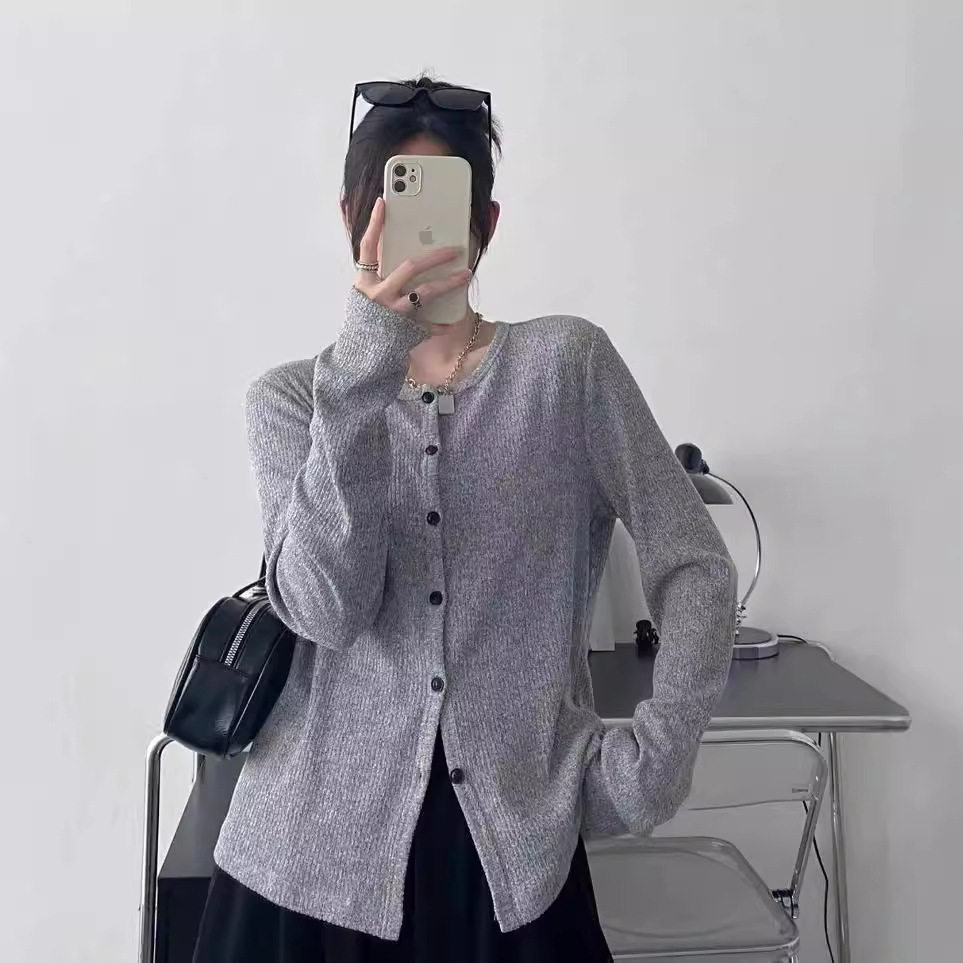 春秋季针织复古肌理纹花灰色开衫女短款长袖T恤修身打底衫薄款