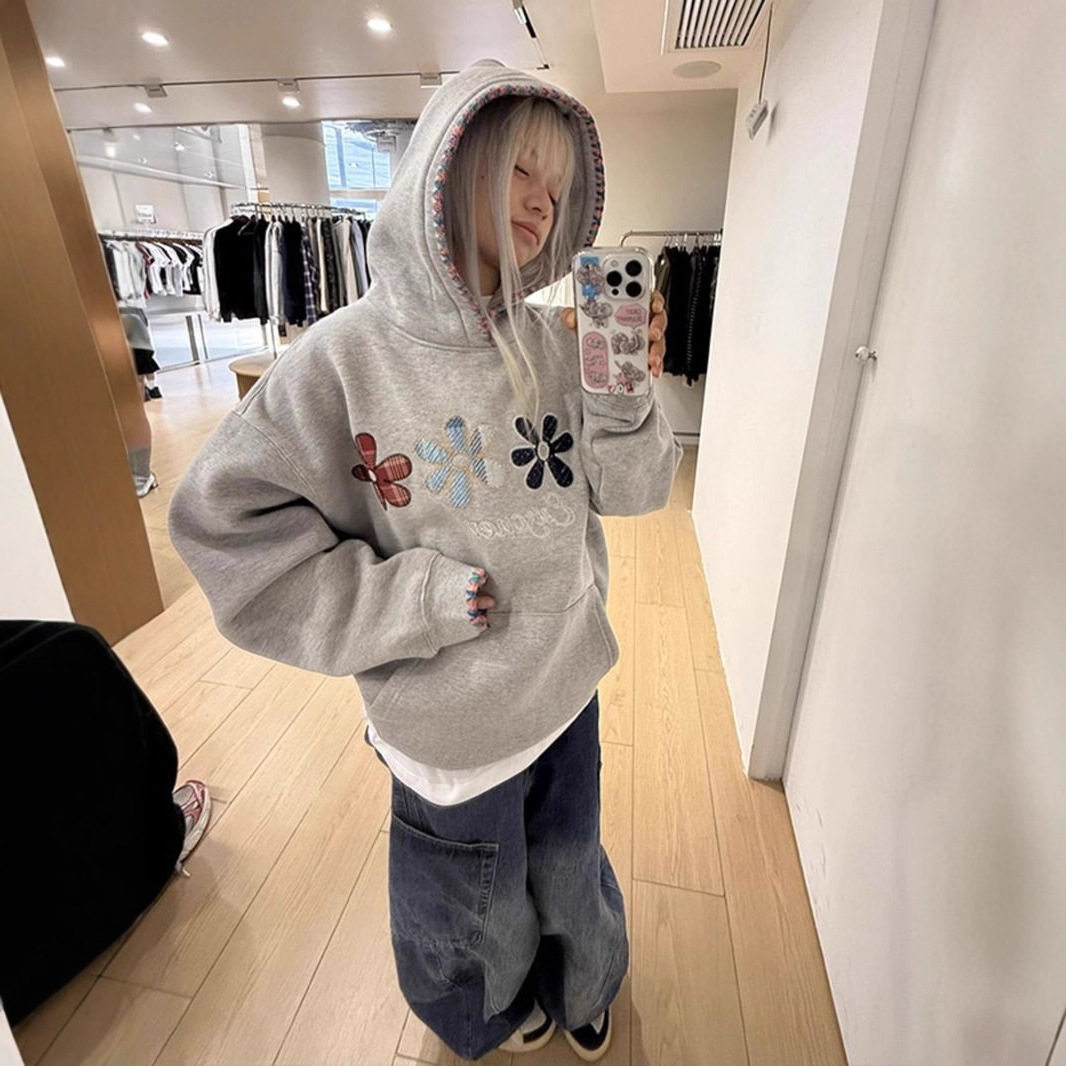 特大码设计感花朵刺绣连帽卫衣女胖mm秋冬oversize外套上衣