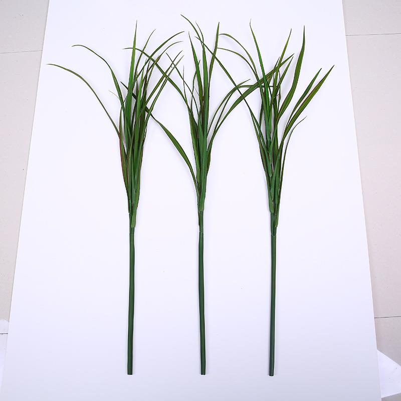 直销新款假树盆栽仿真植物假花 仿塑料仿真树室内装饰塑胶长条叶