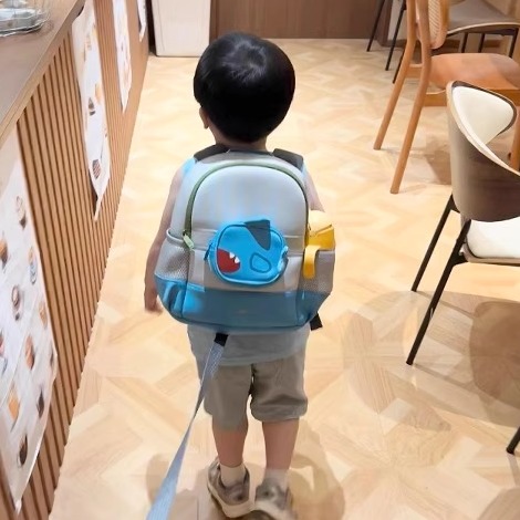 终于买到了心仪的幼儿园书包！