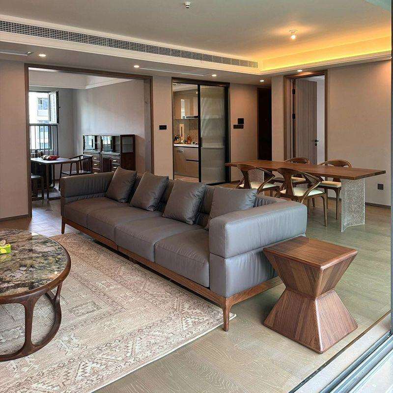 胡桃木真皮沙发客厅2025新款北欧现代感简约实木皮艺直排沙发