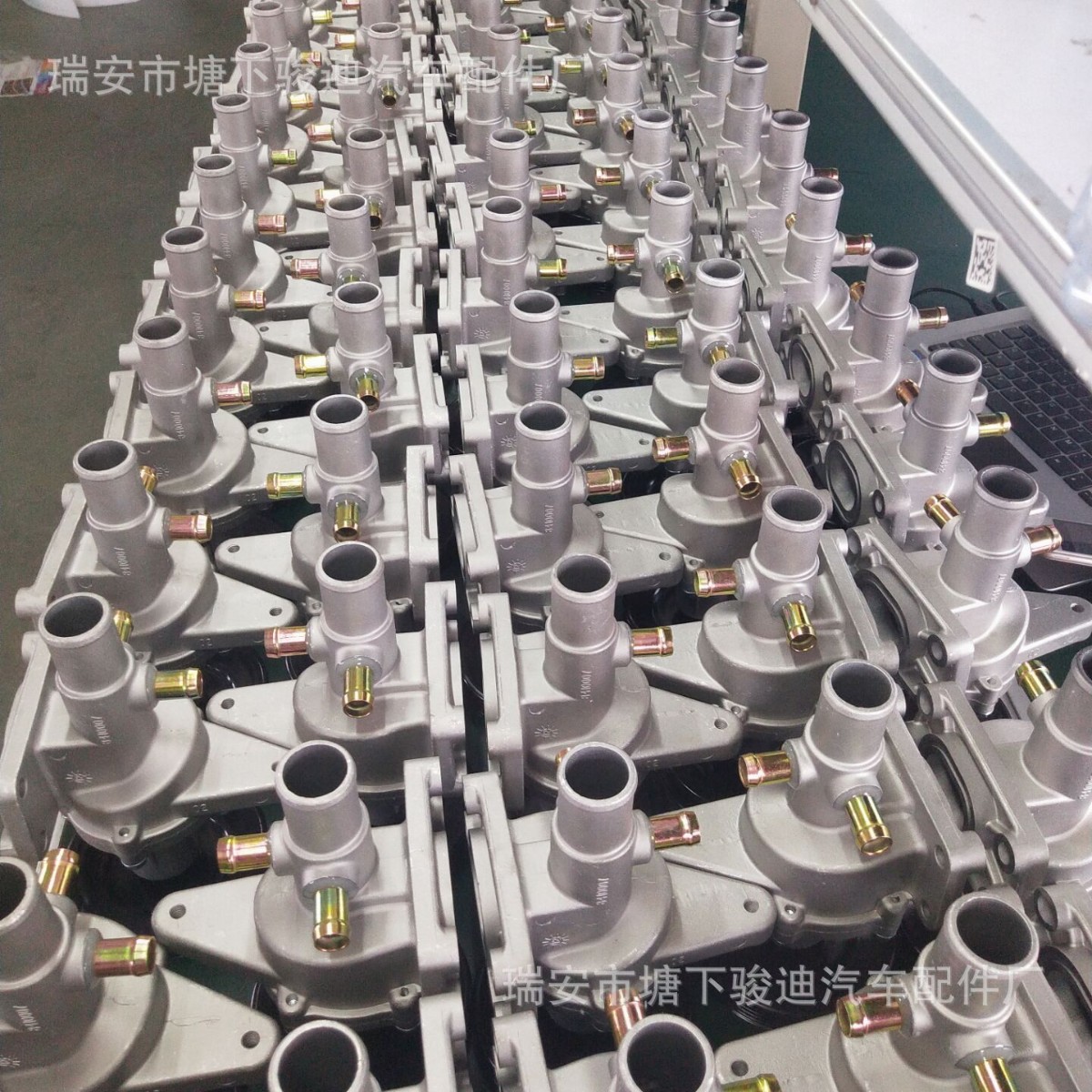 新赛欧1.2汽车水泵厂家直供