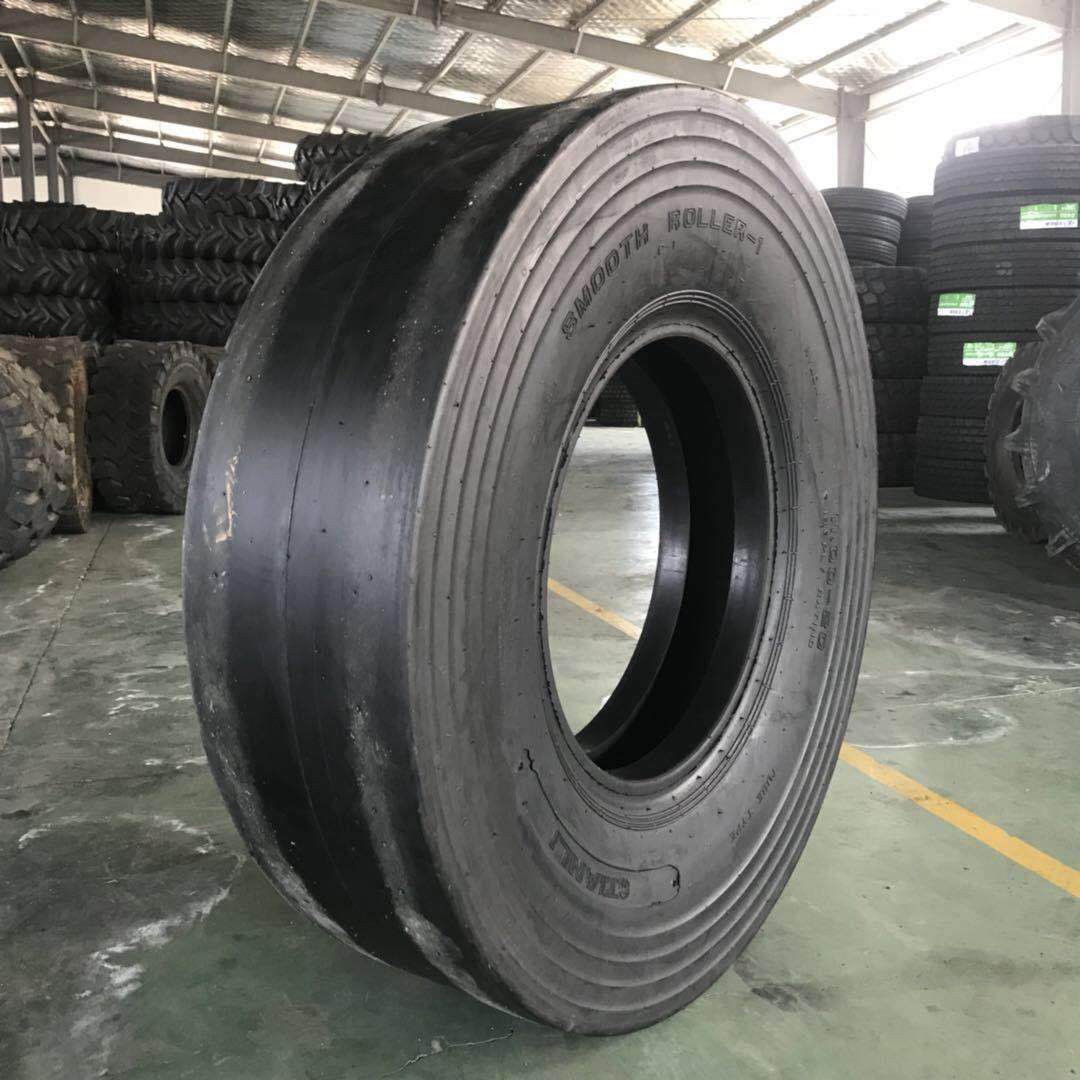 光面压路机轮胎95/65-15 10.5/80-16 13/80 14/70-20 1100-20