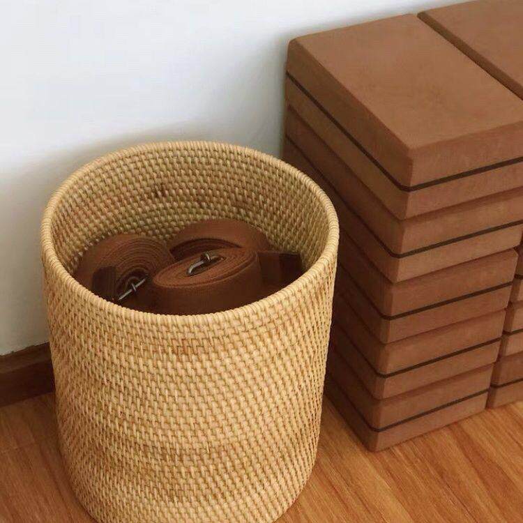 越南手工藤编家庭桌面垃