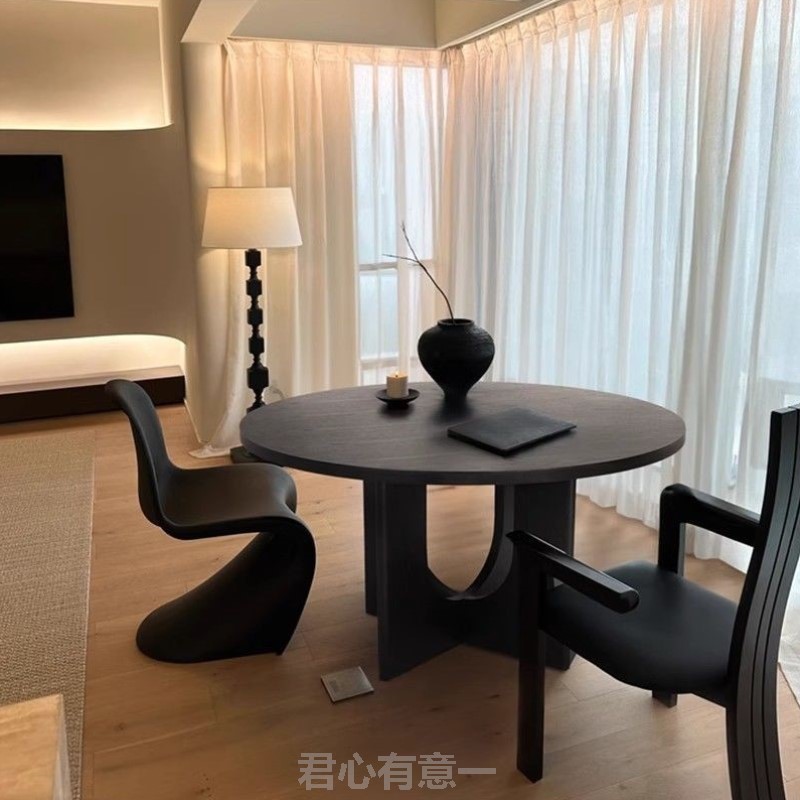 骷欧缡的驹残尾妥腊桌木中古黑色餐桌小户型简约家用圆桌吃饭桌