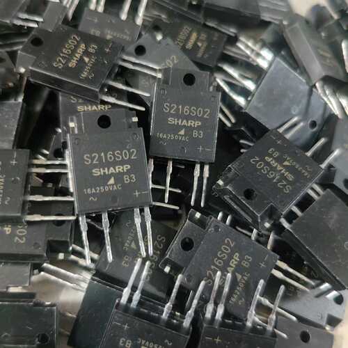 维修夏普固态继电器 S202S02 S202S01 S216S0议价