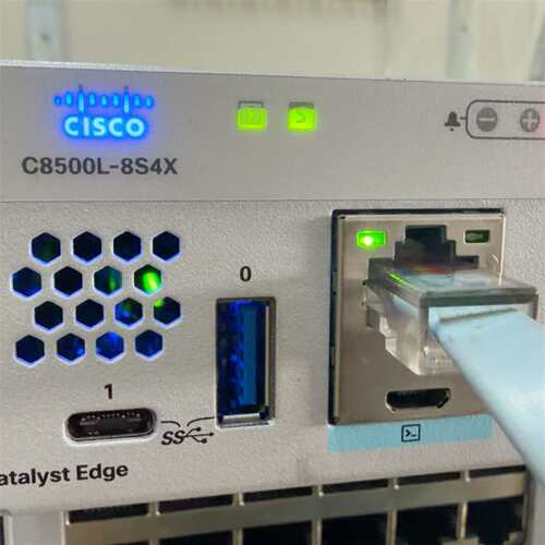 维修思科 Cisco  C8500L-8S4X 双电源议价