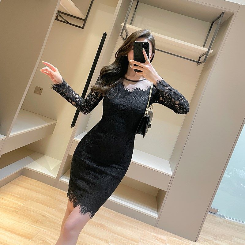 白色水溶蕾丝连衣裙高级感2024春季新款轻奢性感女人味长袖包臀裙