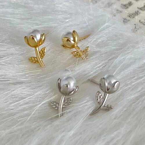 郁金香花朵耳钉女迷你小巧可爱