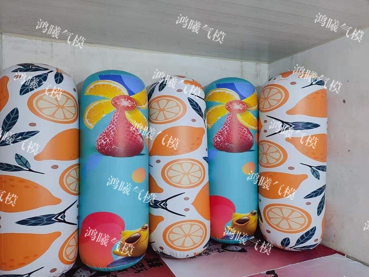 充气网红不倒翁立柱气模PVC闭气彩色立柱悬挂商场装饰喷绘气球1米