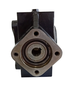 上海匡讯  KRT120柱塞摆线马达减速机 农用机械使用