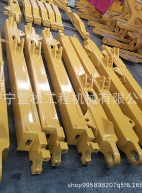 D155A-5推土机提升油缸707-02-00620 倾斜油缸