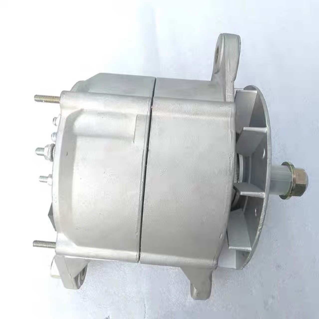 凯斯拖拉机发电机0120468055 RE36268 125849A1发电机12V135A