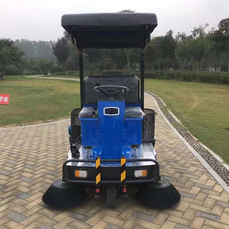 工厂道路小区通用座驾扫地车 小型商城电动扫地车 环卫扫路扫地机