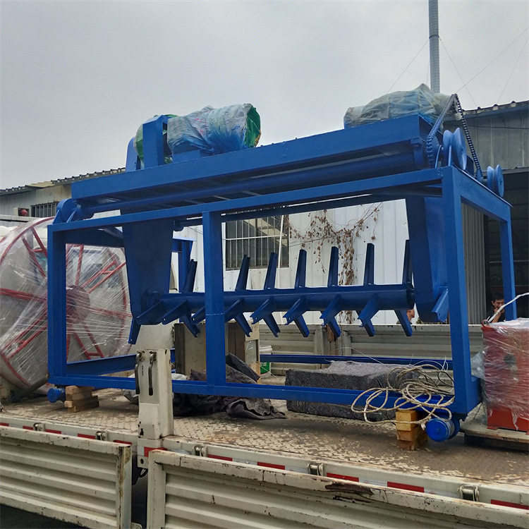 琪源轨道式翻抛机7.5KW猪粪槽式翻抛机养殖场翻抛机