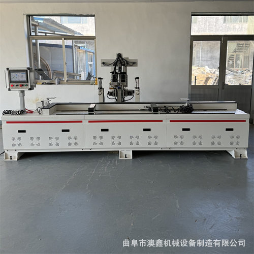 多刀设计数控全自动多功能开槽机 plc控制门墙柜加工一体机