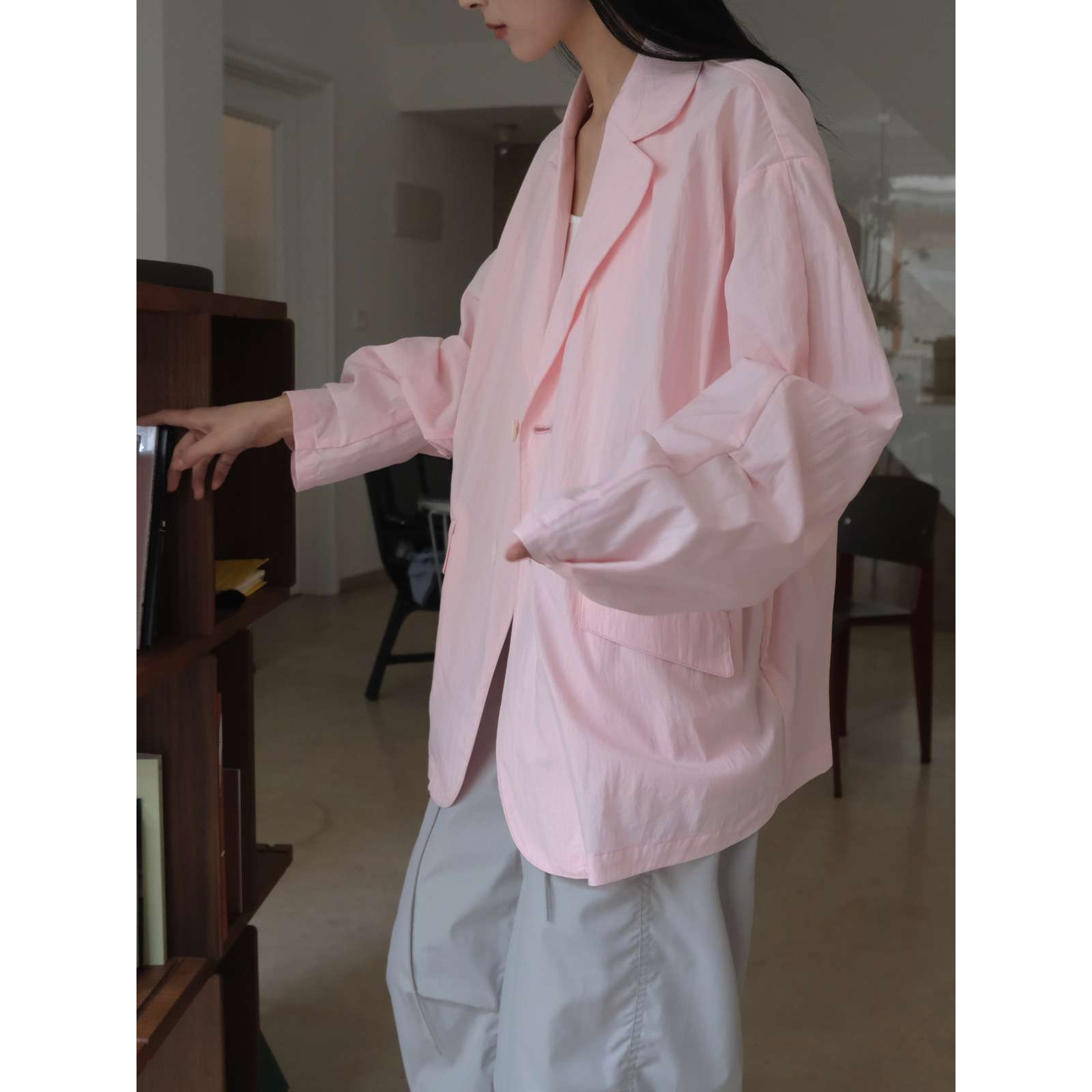 夏季新款韩国ins设计感廓形防晒西装轻薄透气简约休闲外套女