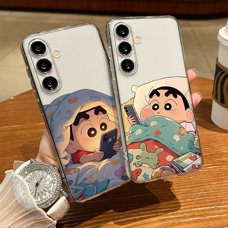 被窝玩手机蜡笔小新手机壳适用三星S25秋冬Galaxy S24+透明23Ultra软硅胶s22/s21/s20FE新款Note趣味可爱卡通