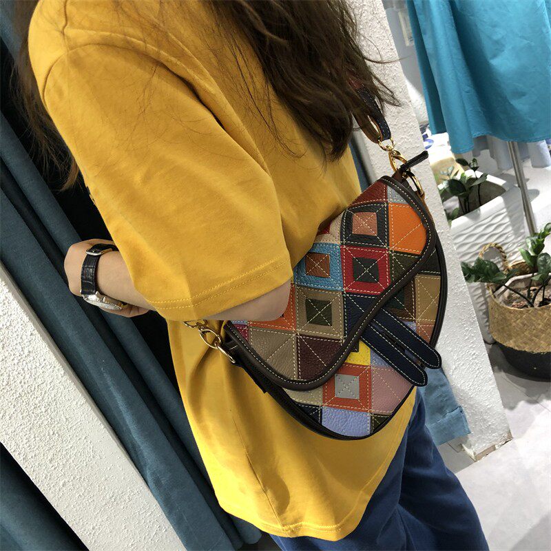 牛皮马鞍包女2021新款真皮女包时尚彩色拼接百搭单肩斜挎小包包