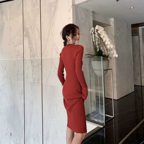 法式赫本风长裙h显瘦显高红色针织毛衣内搭长款过膝连衣裙子女秋