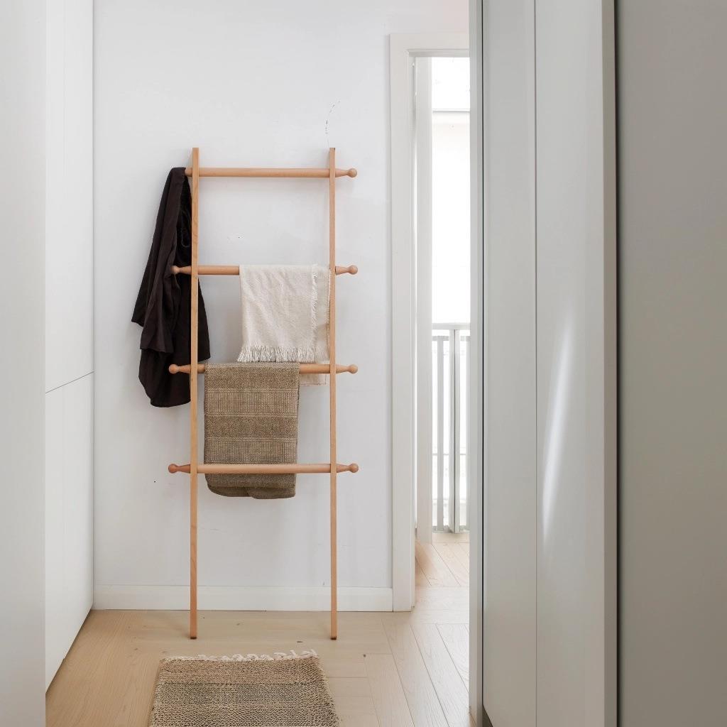 北欧实木落地小梯子木头创意衣帽架简易靠墙浴室卧室毛巾杆挂衣架