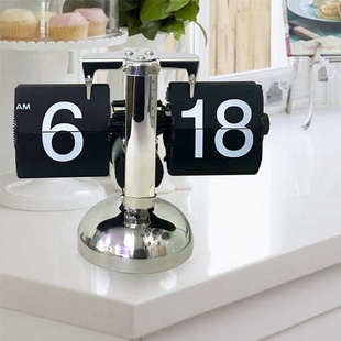 欧式 复古自动翻页钟机械静音表座钟创意伸缩拉杆时钟客厅台钟摆件