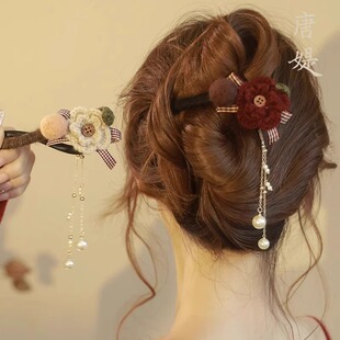 精致复古花朵一字抓夹女2025新款高级感鸭嘴夹超仙发夹后脑勺新款