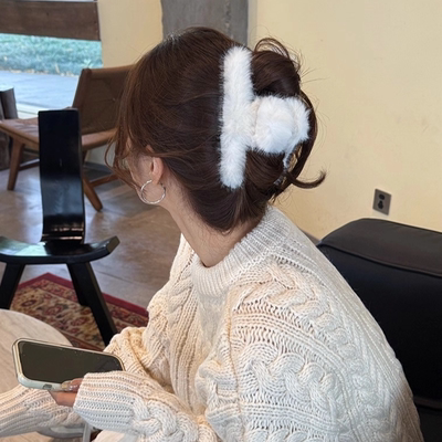 大号毛绒鲨鱼夹发量多新款