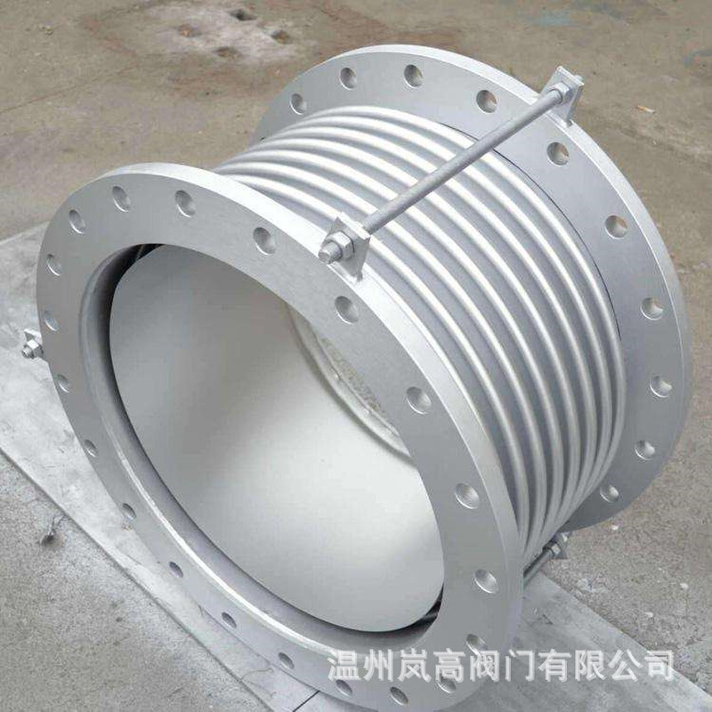 工业体专用 衬氟补偿器 不锈钢材质 波纹管补偿器 法兰连接 DN300