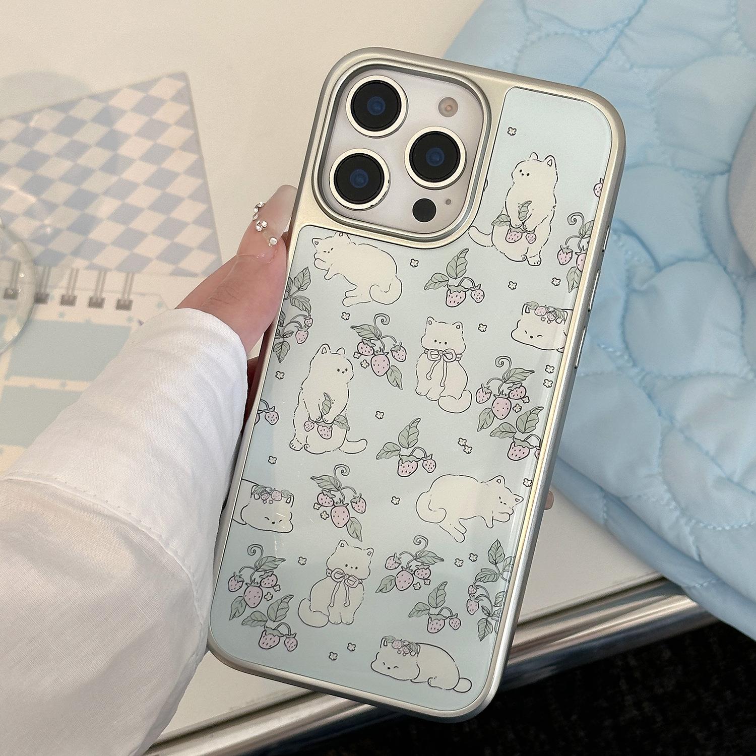 草莓小猫咪适用16promax手机壳苹果iphone15滴胶13韩系卡通11电镀