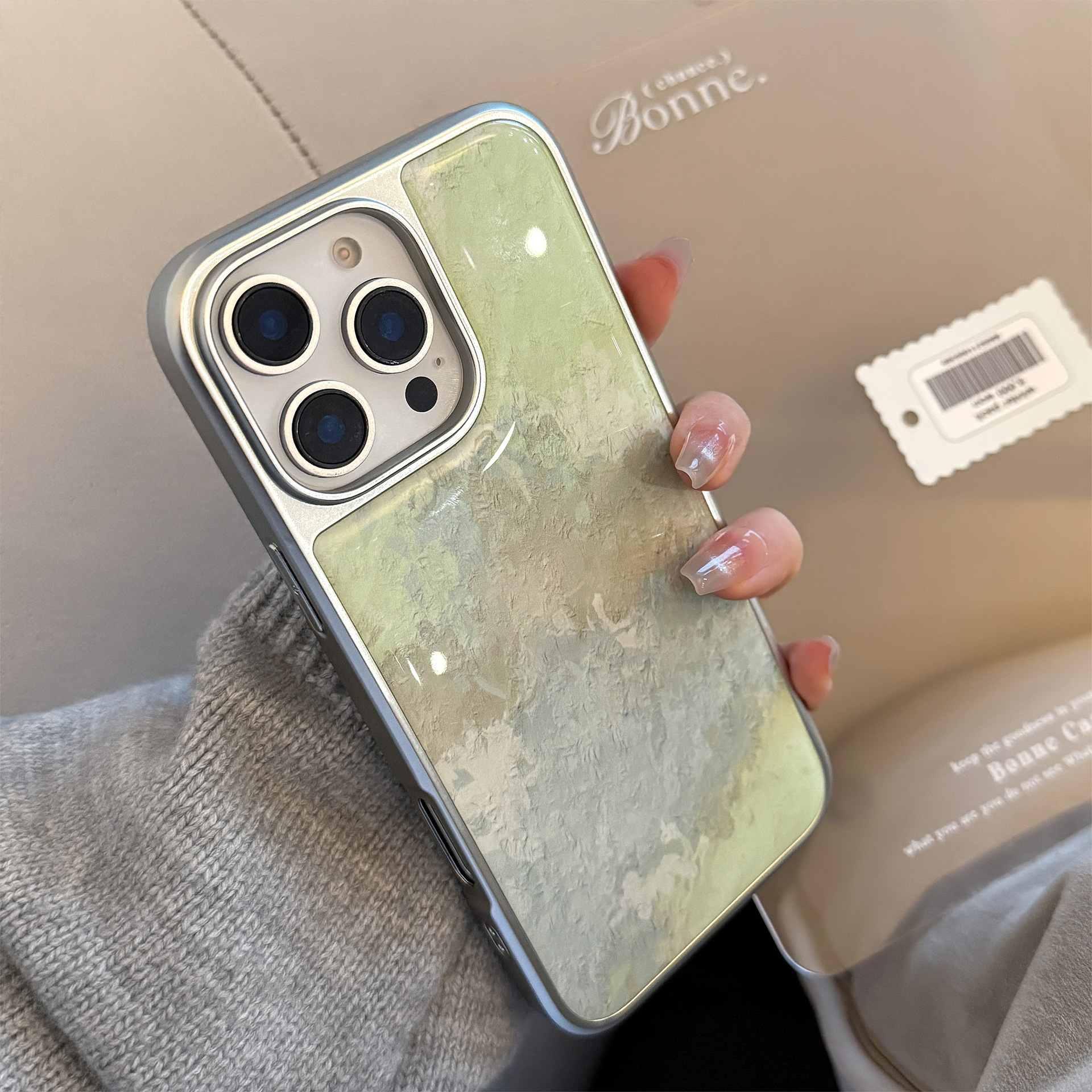 清新绿油画适用苹果15promax手机壳iphone16滴胶13高级感14电镀硬