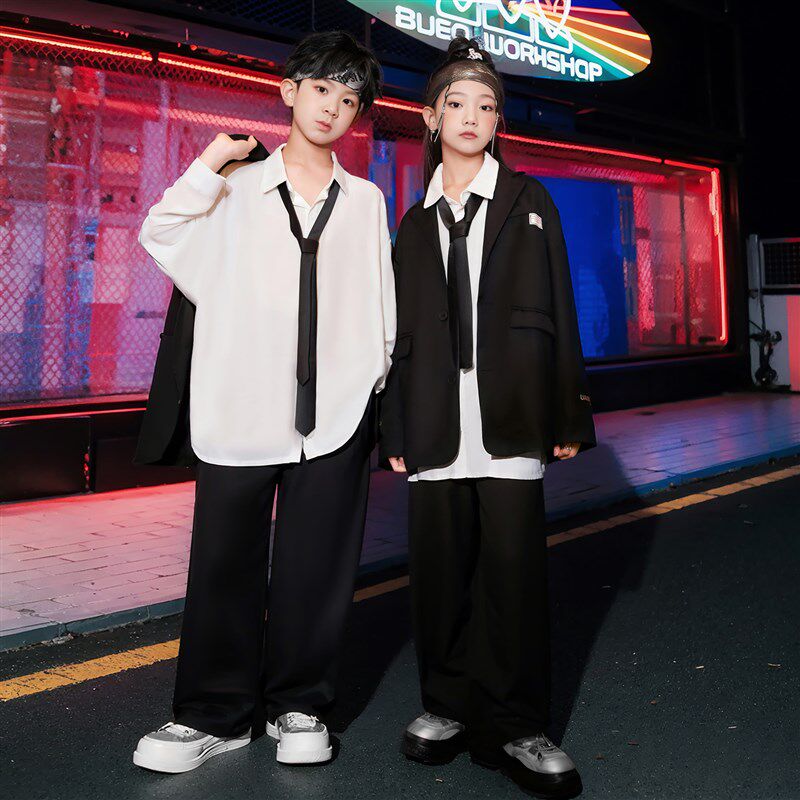 街舞儿童潮服hiphop男童团体演出服时髦走秀西装套装架.子鼓服装