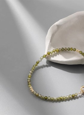 简约极细天然水晶手链女绿色串珠复古叠戴小众设计轻奢手串