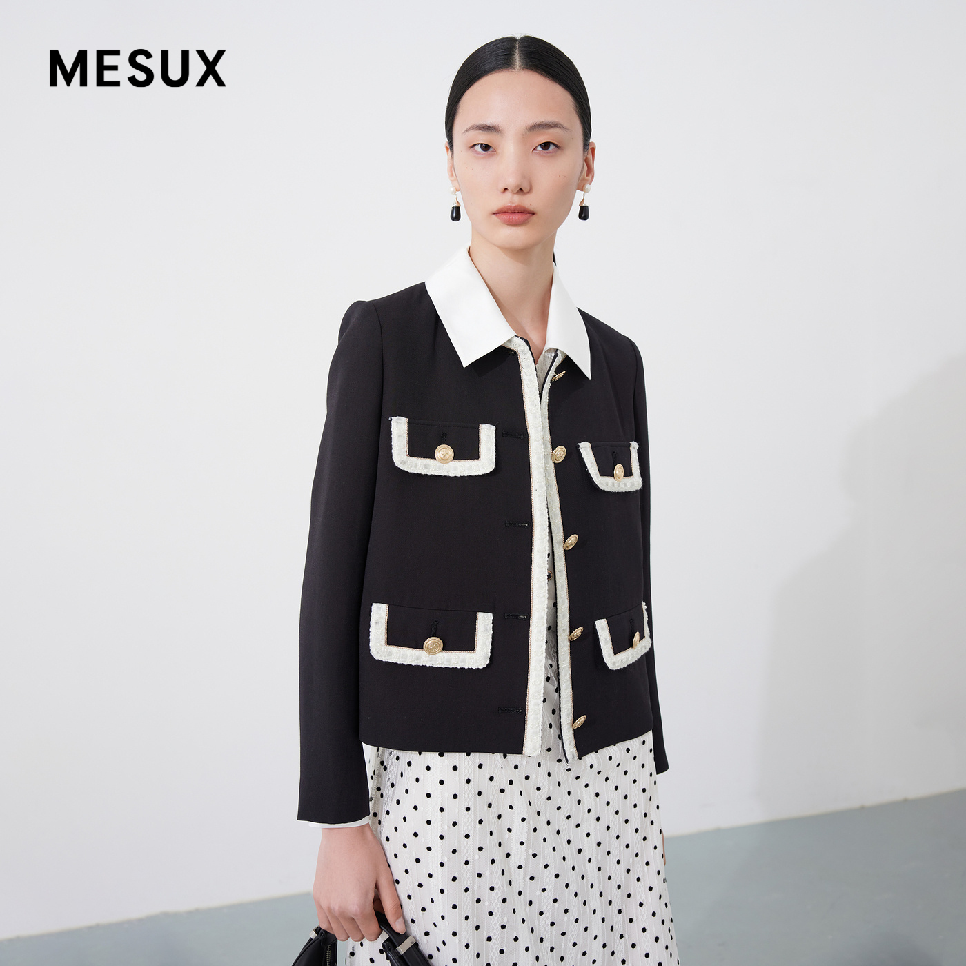 MESUX米岫丝毛混纺香风撞色贴袋金属扣短款夹克外套女MKSUH111