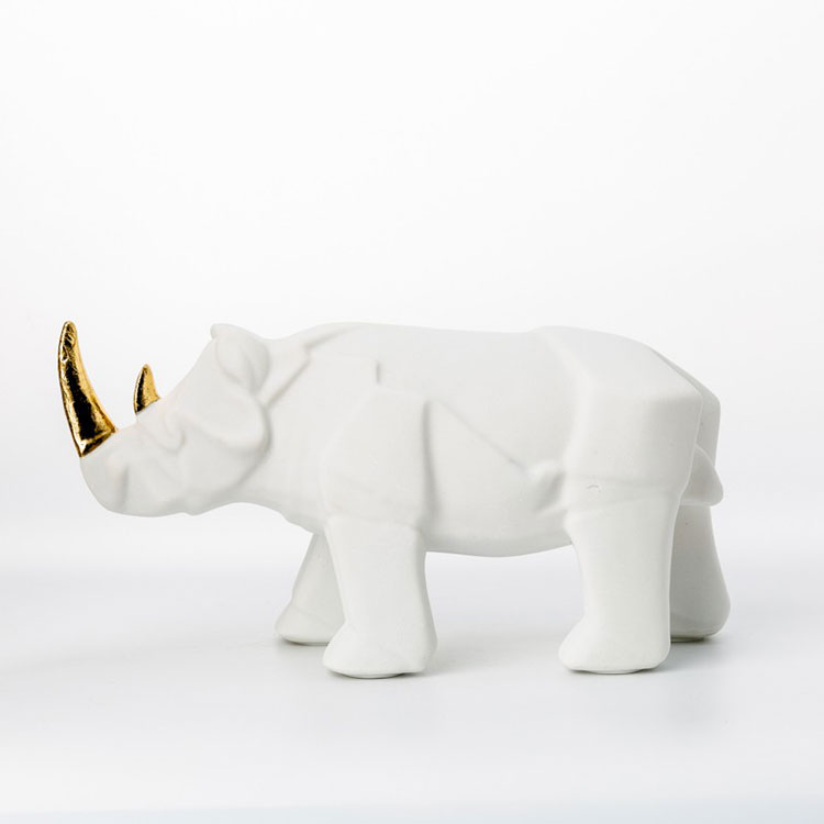 定制卡通小老虎雕塑玻璃钢彩绘动物园金钱豹雕像铸铜户外大型摆件